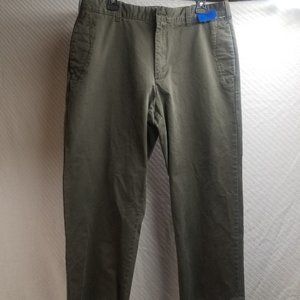 690 - Izod 36W 29L Chinos